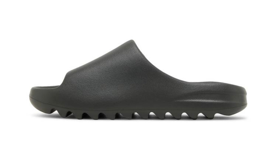Yeezy Slides Dark Onyx
