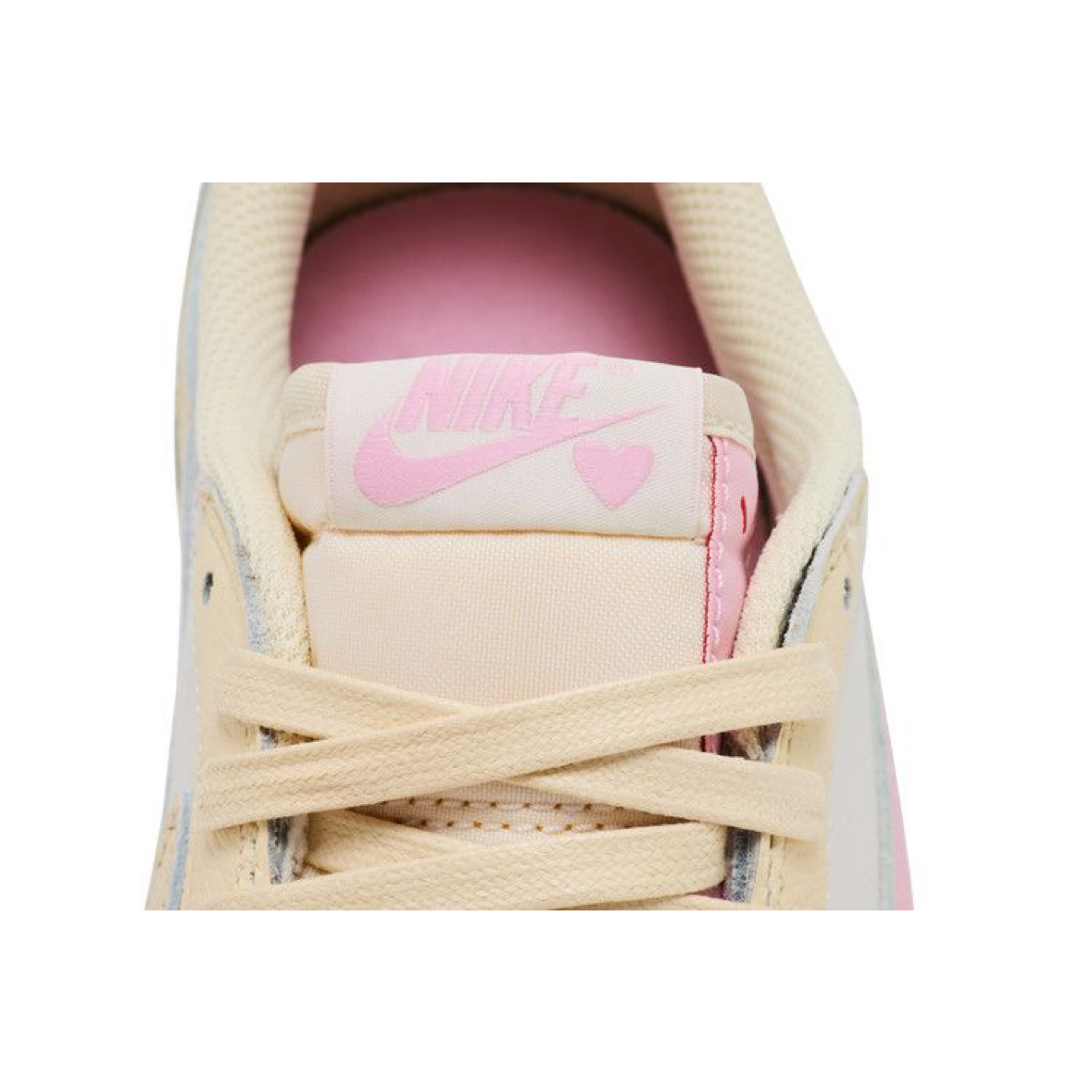 Jordan 1 Low X Travis Scott Shy Pink