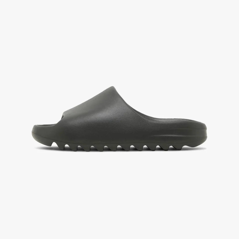 Yeezy Slides Dark Onyx